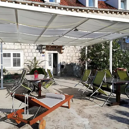 Stones I Lägenhet *